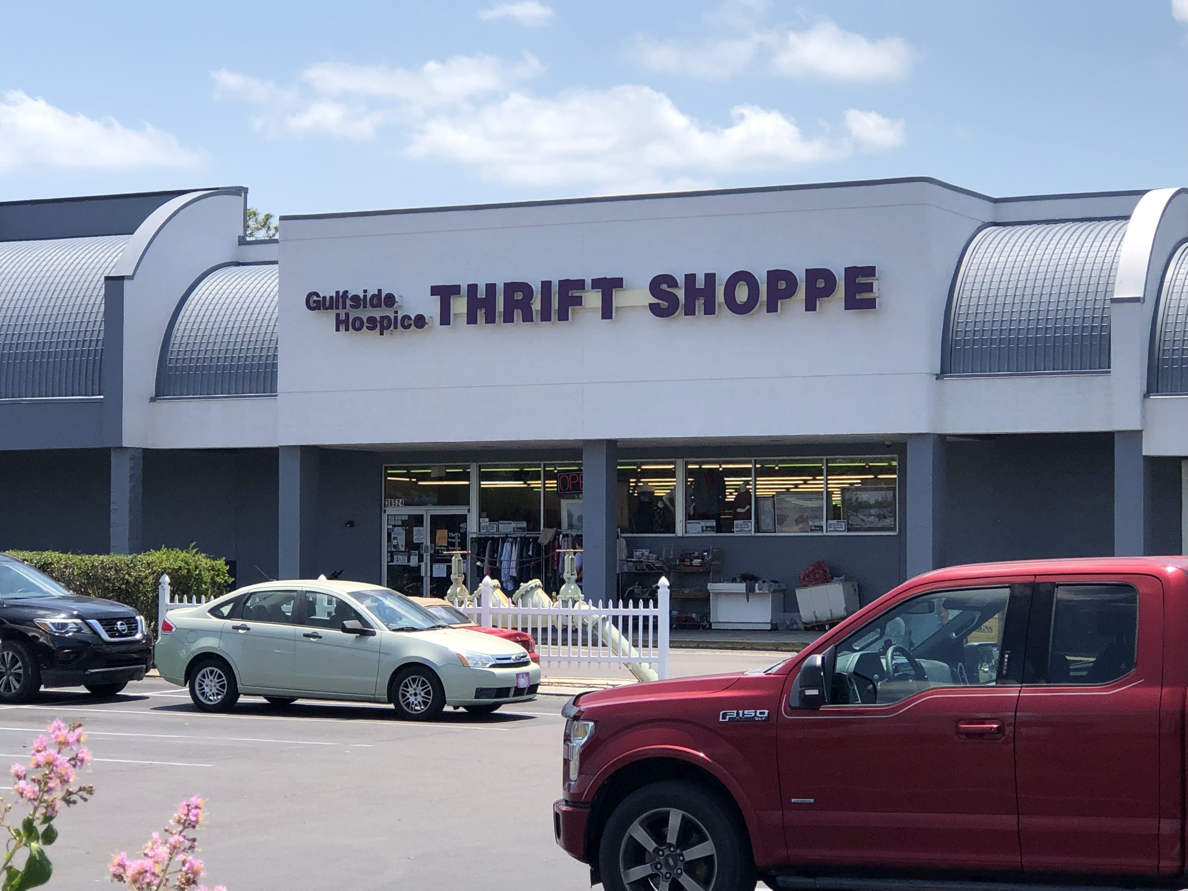 Gulfside Hospice Thrift Shoppe exterior